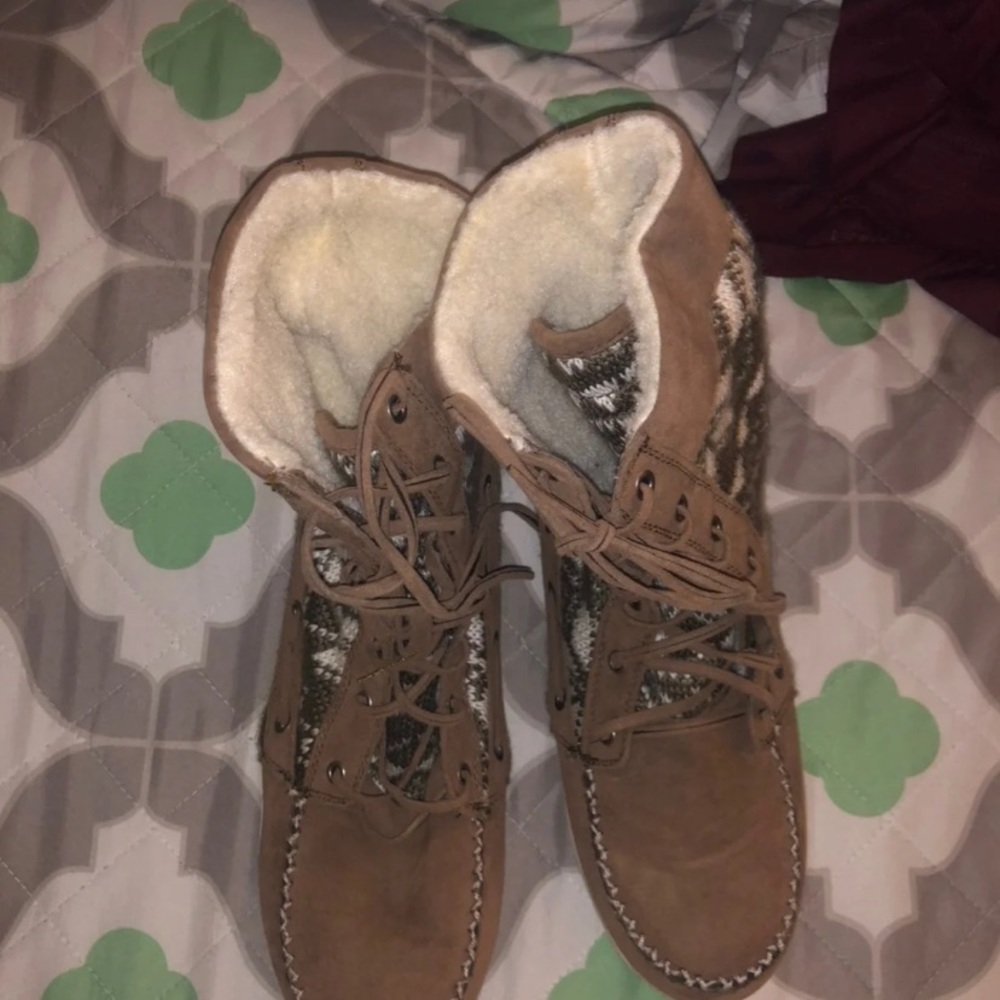 Winter boots